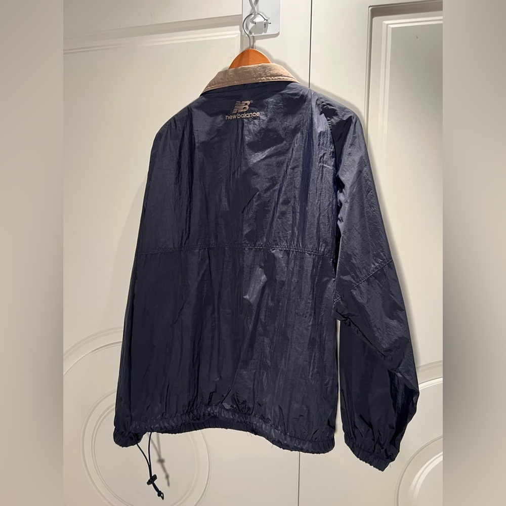 New Balance Jacket - Picture 2 of 2